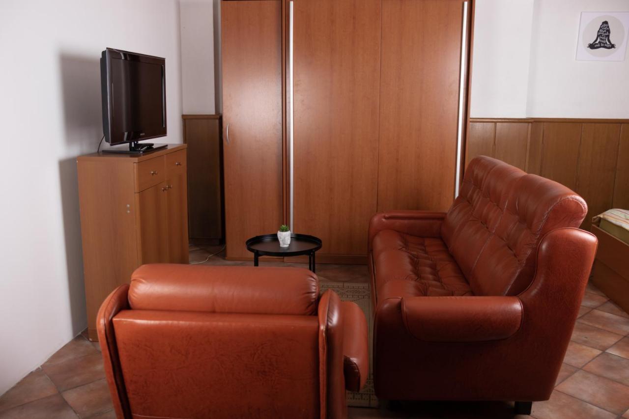 Apartma-Studio Ajdna Zirovnica Luaran gambar