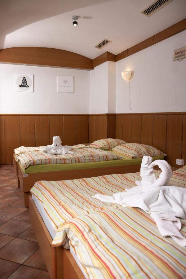 Apartma-Studio Ajdna Zirovnica Luaran gambar